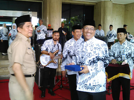 Pencarian PGRI Kab. Tasikmalaya - Persatuan Guru Republik Indonesia Cabang Kab. Tasikmalaya